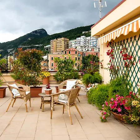 La Terrazza Di Francesca Apartment
